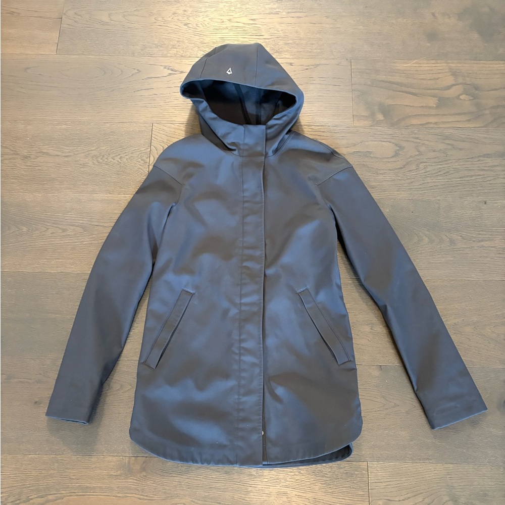 Ivivva by Lululemon girls spring/fall jacket sz 14 EUC ret $245